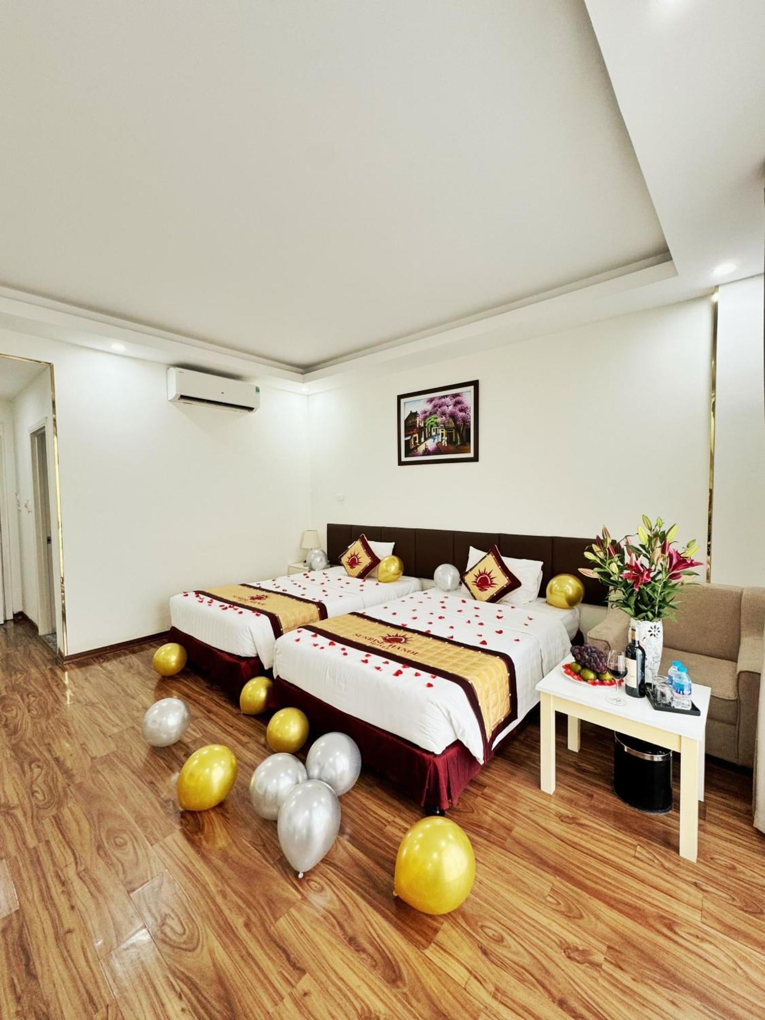 Sunrise Hanoi Hotel Bagian luar foto