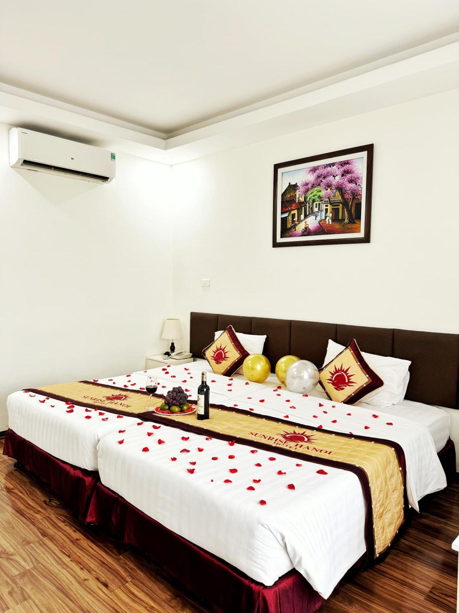 Sunrise Hanoi Hotel Bagian luar foto