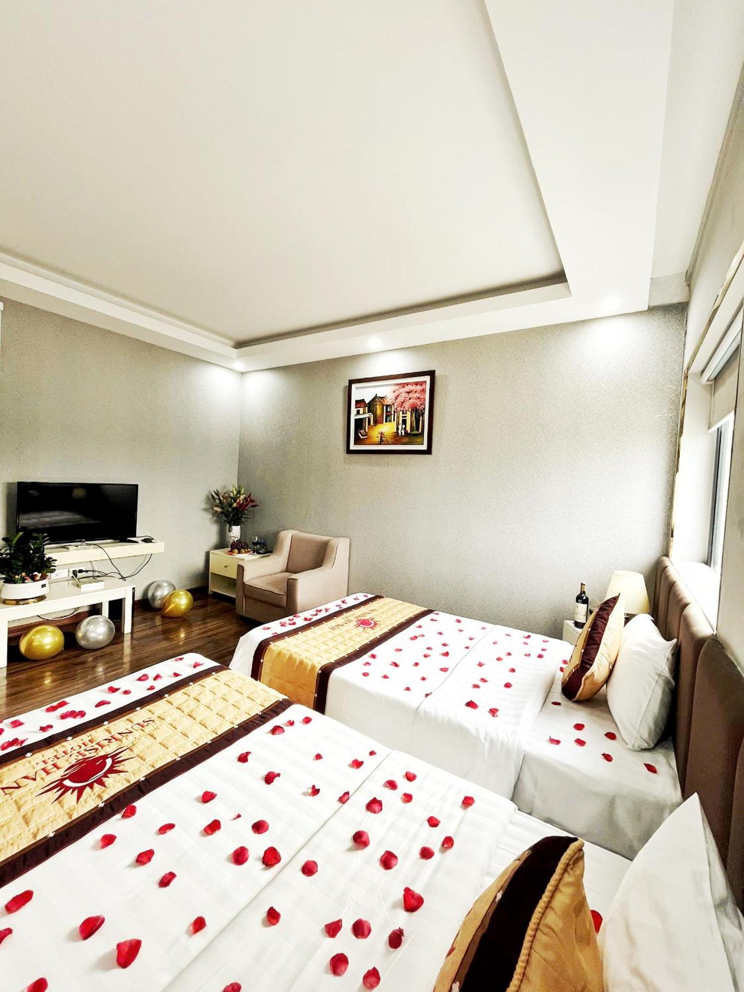 Sunrise Hanoi Hotel Bagian luar foto